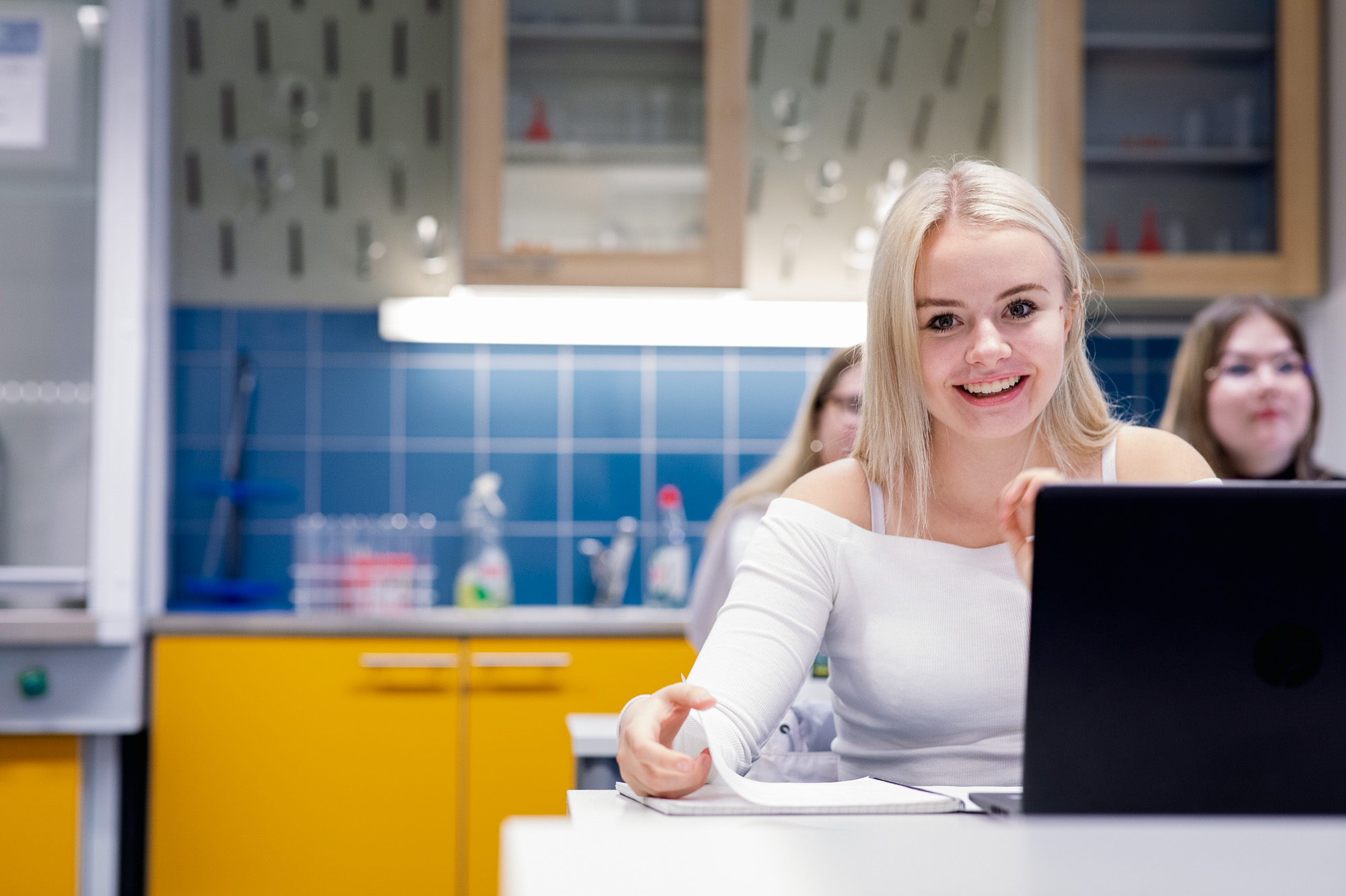 Opiskelija ja tietokone. 