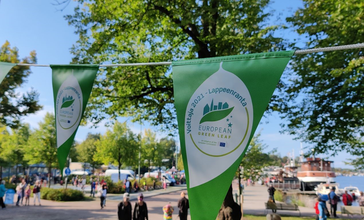 Green pennant flags in the harbor of Lappeenranta.