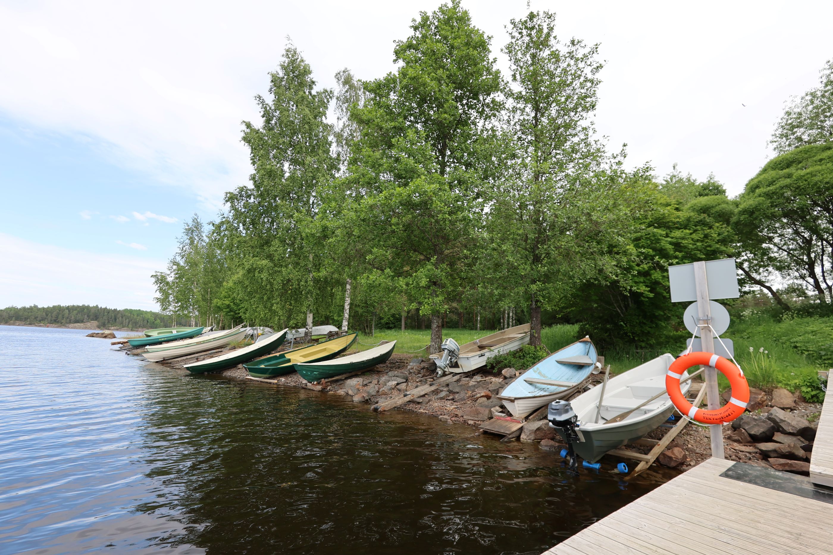 Pikisaaren venepaikat.